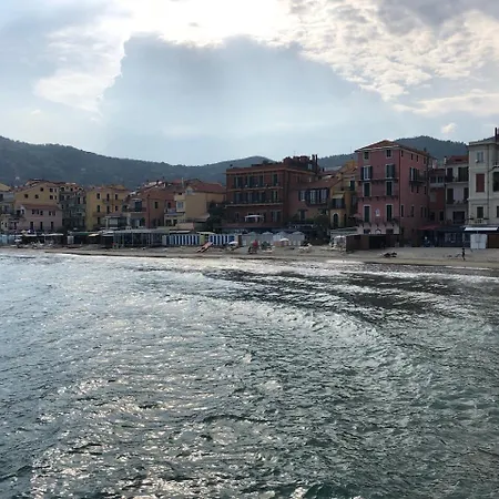 Appartement Attico Fronte Mare Molo Di